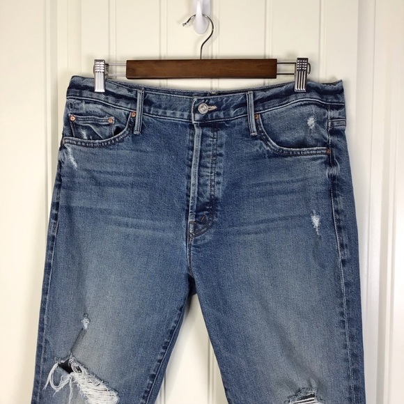 MOTHER Superior The Trickster Skimp Frayed Jeans in Thrill Seeker Size 31. - Picture 3 of 10